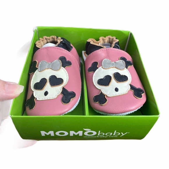 Momo Soft Sole Leather Baby Shoes Pink Skull Bow Size 12 to 18 months - Picture 11 of 14